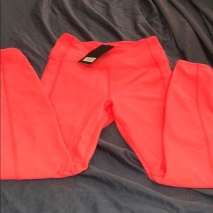 Brand new White Fox Hailey Leggings